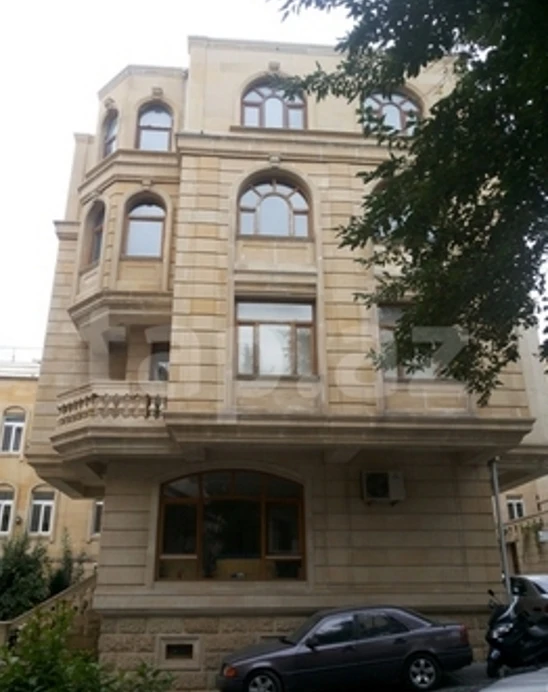 В Баку продается объект за 12 миллионов манат (фото)