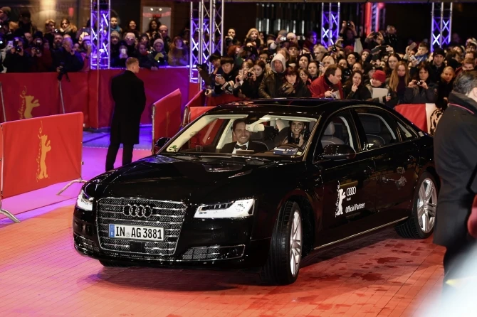 Audi засветил беспилотный седан A8 на Берлинале (видео)