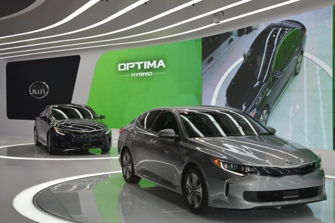 Линейка Kia пополнилась первым 