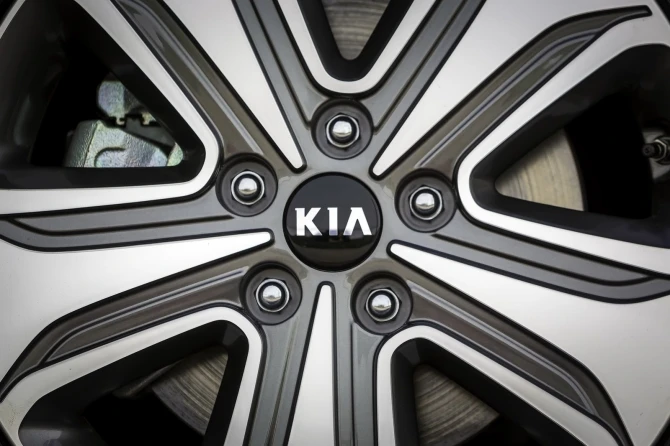 Линейка Kia пополнилась первым 