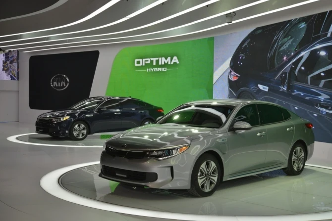 Линейка Kia пополнилась первым 
