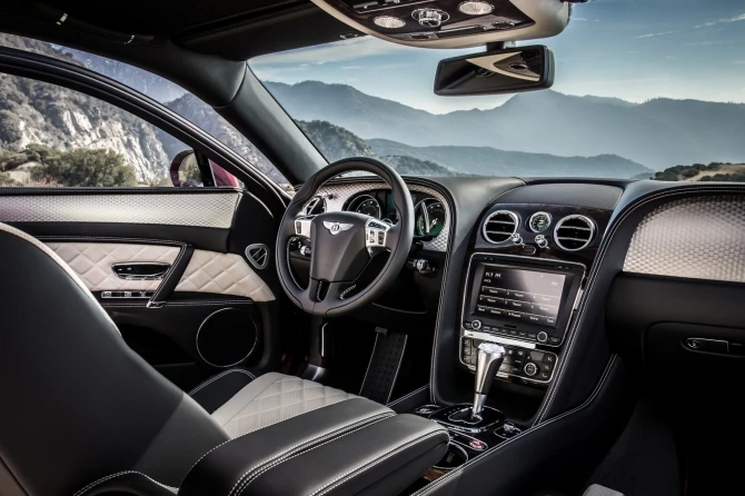 Bentley объявила о запуске заряженного Flying Spur V8 S