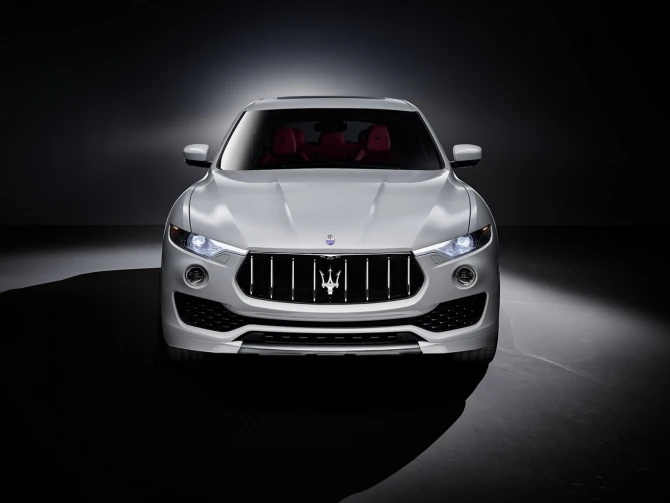 Maserati Levante. Итальянцы показали 