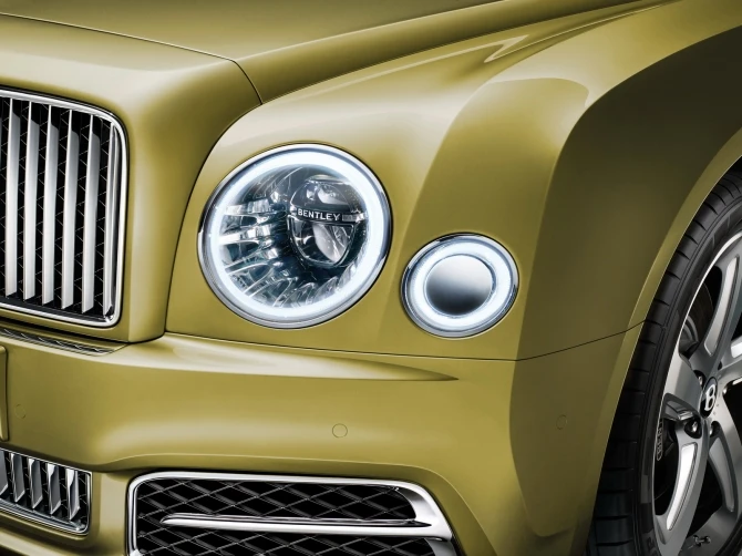 Лонг Bentley Mulsanne – главная новинка 2017 года (фотогалерея)