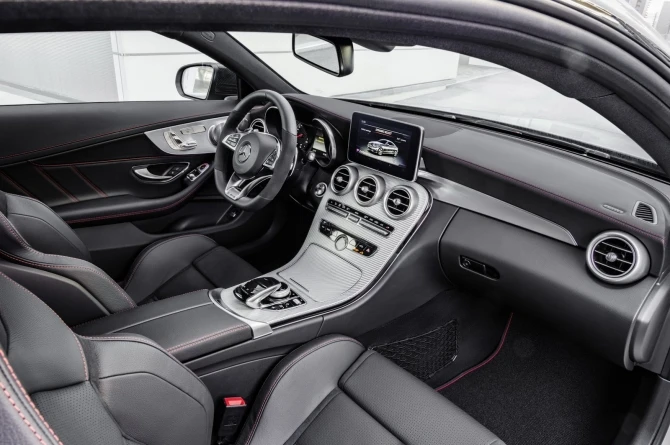 Купе Mercedes-AMG C43 получило 362-сильный мотор (фото)