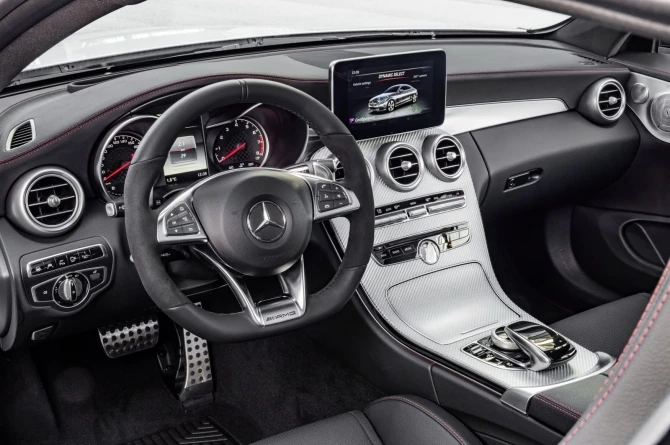 Купе Mercedes-AMG C43 получило 362-сильный мотор (фото)