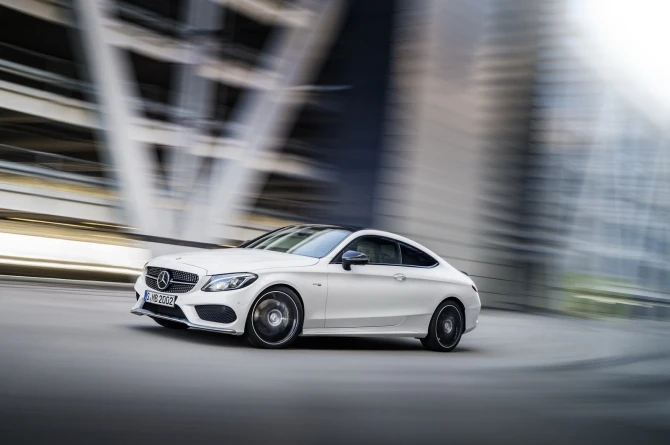 Купе Mercedes-AMG C43 получило 362-сильный мотор (фото)