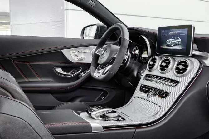 Купе Mercedes-AMG C43 получило 362-сильный мотор (фото)