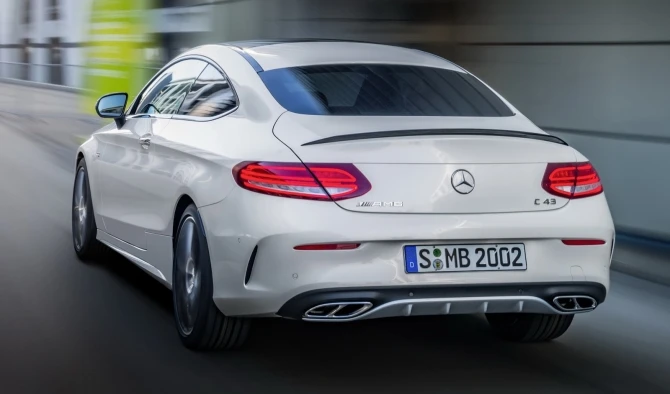 Купе Mercedes-AMG C43 получило 362-сильный мотор (фото)
