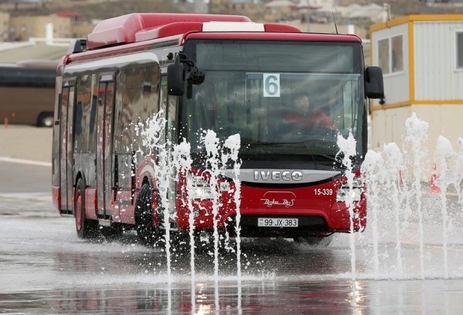 Комментарий BakuBus в связи с жалобами пассажиров на вычеты дополнительной оплаты (официально)