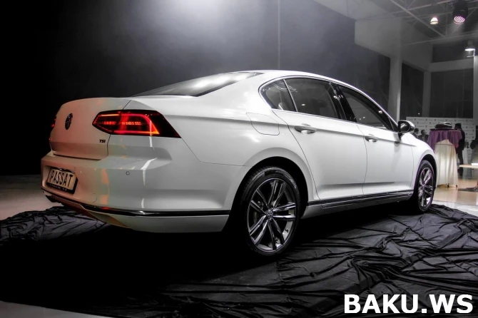 В Баку состоялась грандиозная презентация нового бизнес-седана Volkswagen Passat