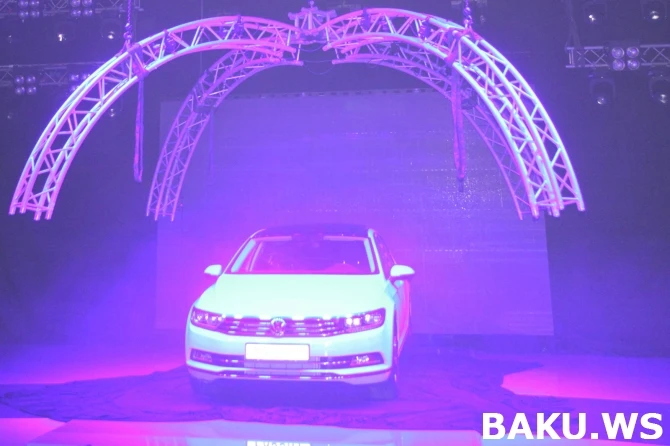 В Баку состоялась грандиозная презентация нового бизнес-седана Volkswagen Passat