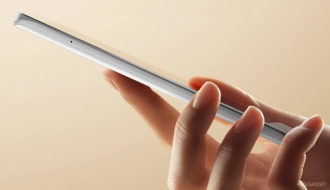 Представлен флагман от Xiaomi из металла, керамики и стекла (видео)