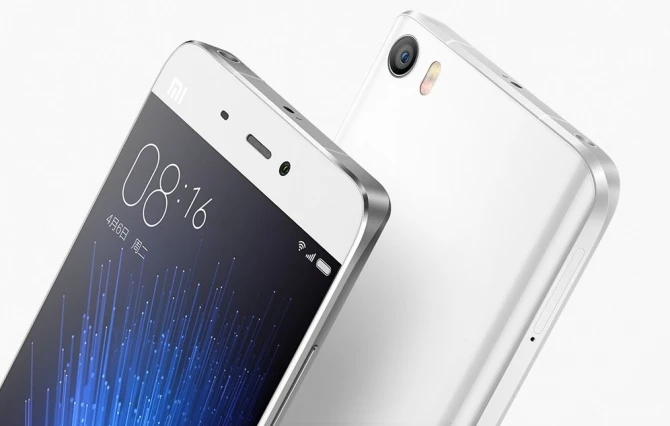 Представлен флагман от Xiaomi из металла, керамики и стекла (видео)