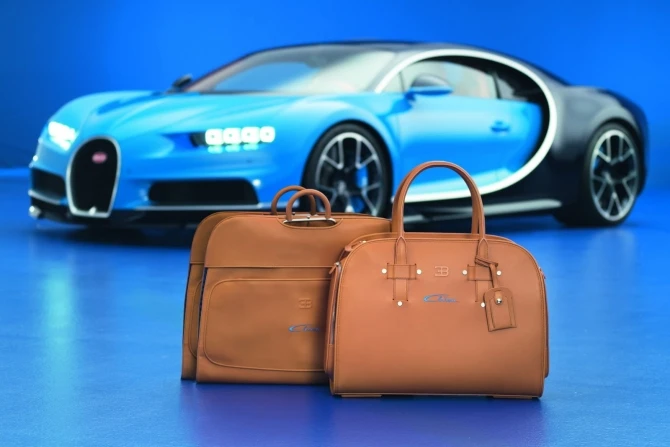Bugatti представила серийную 1500-сильную замену «Вейрону» с максималкой 418 км/ч (галерея)