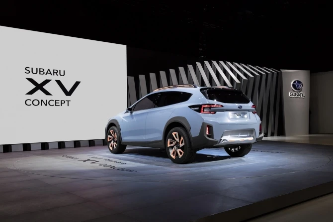 Subaru представила предвестника серийного кроссовера XV (фото)