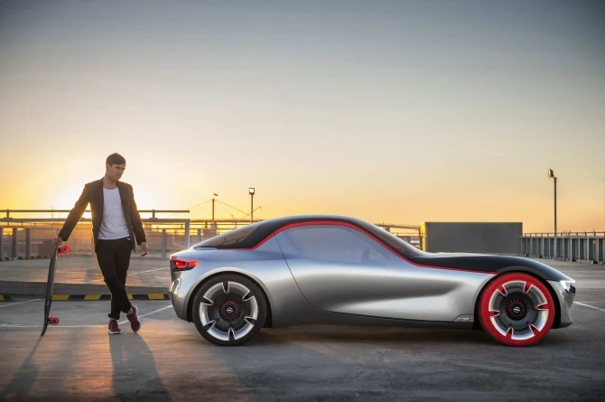 В Женеве презентовали спортивное концептуальное купе Opel GT Concept (фото)