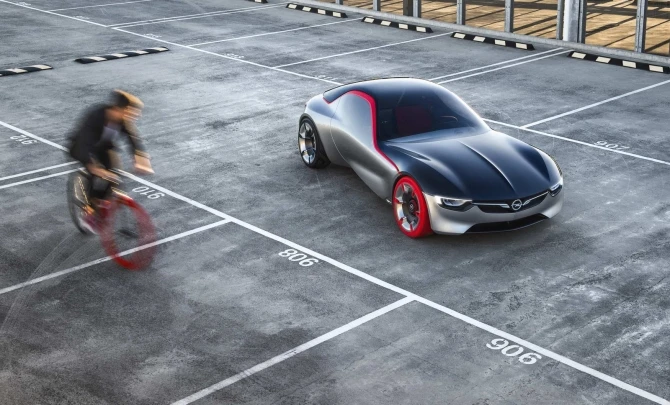 В Женеве презентовали спортивное концептуальное купе Opel GT Concept (фото)