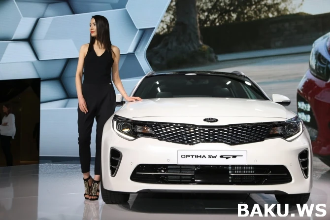 Kia представила универсал Optima Sportswagon (видео)