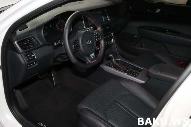 Kia представила универсал Optima Sportswagon (видео)
