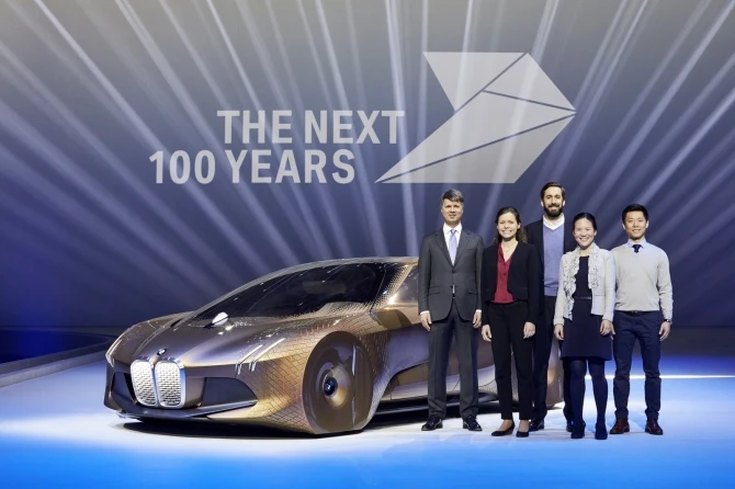 BMW в честь 100-летия представила роскошный концепт Vision Next 100 (галерея)