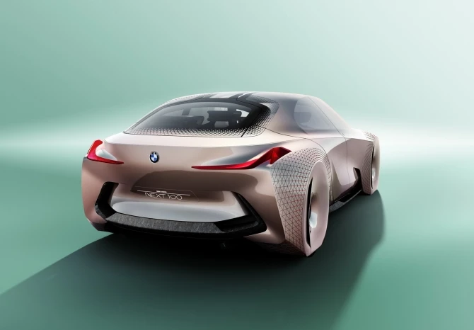 BMW в честь 100-летия представила роскошный концепт Vision Next 100 (галерея)