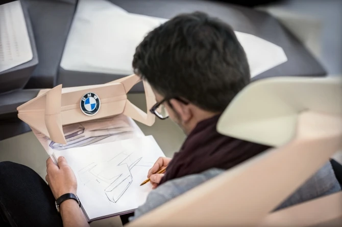 BMW в честь 100-летия представила роскошный концепт Vision Next 100 (галерея)