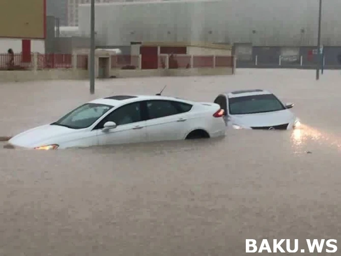 Невиданная природная катастрофа в Дубае и Абу-Даби (видео)