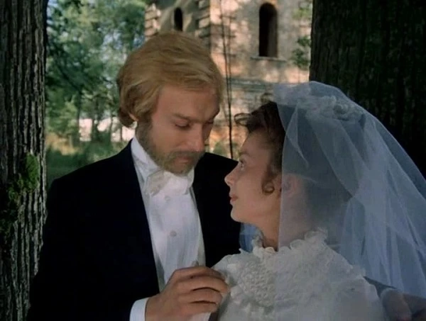 Российская актриса Галина Беляева без ума от азербайджанских мужчин (фото)
