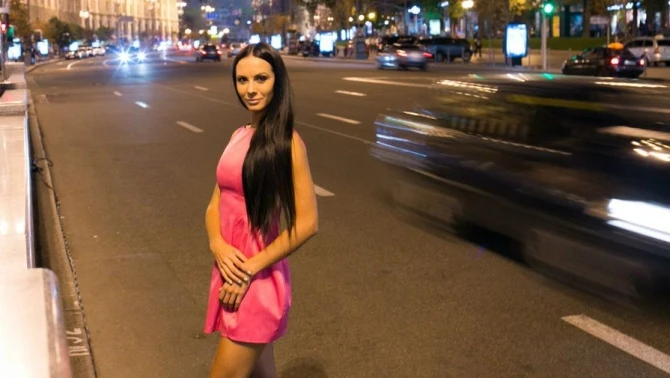 Seksual polis sosial şəbəkələrin fenomeni oldu (FOTO)