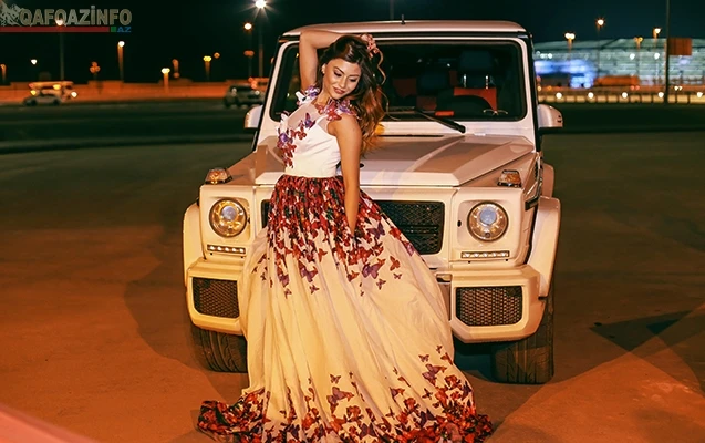 Азербайджанская певица Айсель Ализаде 