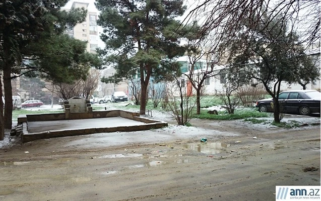 Bakıya qar yağdı (FOTO)