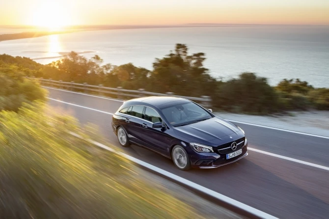 Mercedes-Benz обновил седан и универсал CLA (галерея)