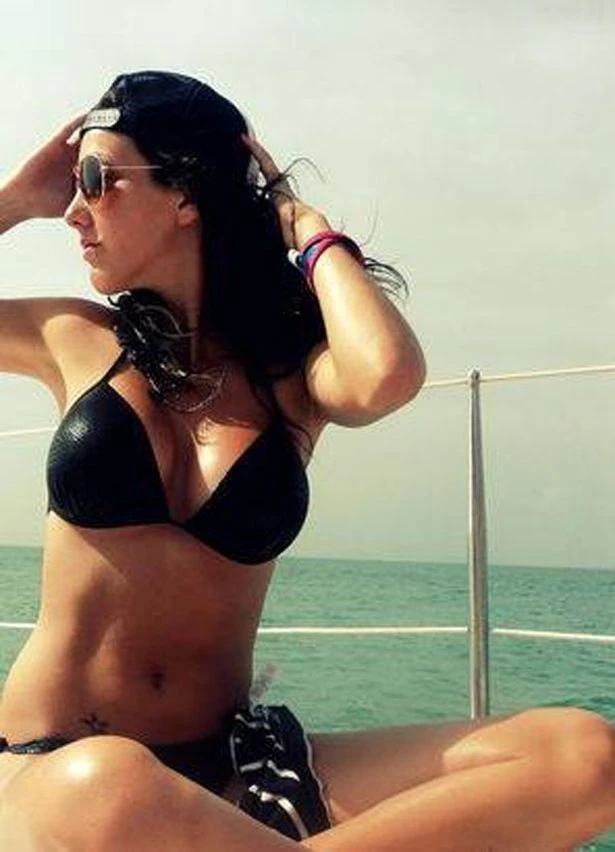Dünyanın ən seksual polis dəstəsi ləğv edildi (FOTO)