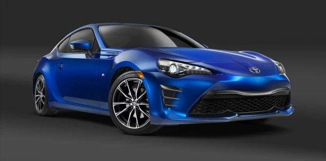 Toyota рассекретила обновленное купе GT86 (фото)