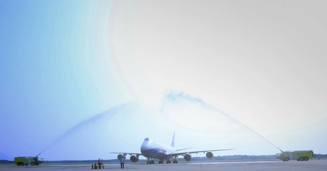 Silk Way West Airlines связал Европу и Азию