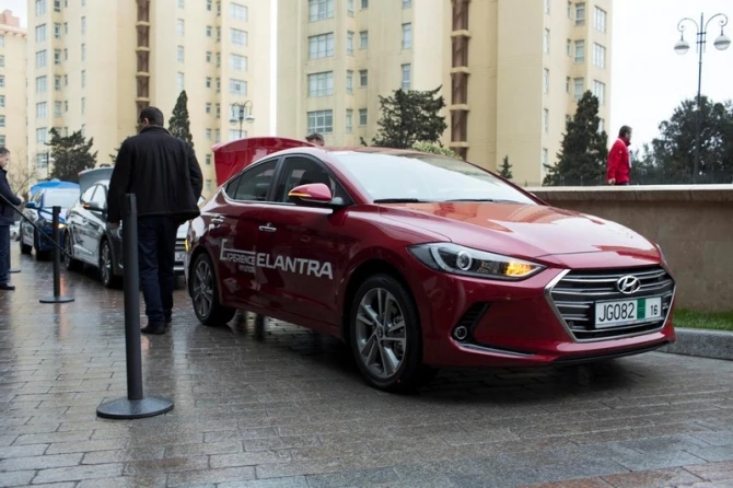 В Баку прошла презентация новой модели Hyundai Elantra
