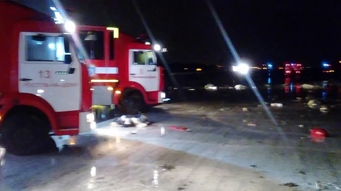 Среди погибших в авиакатастрофе в Ростове-на-Дону есть граждане Азербайджана (фото, видео)