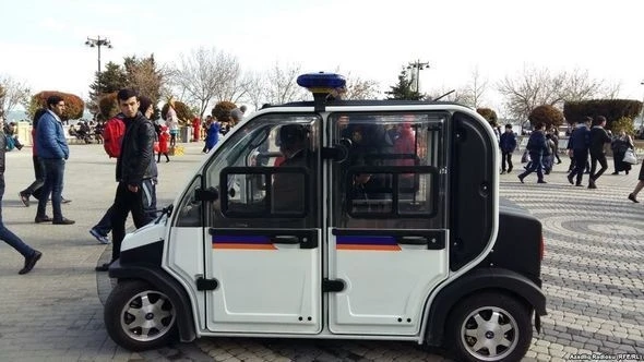 В Баку полиции выдали новые автомобили