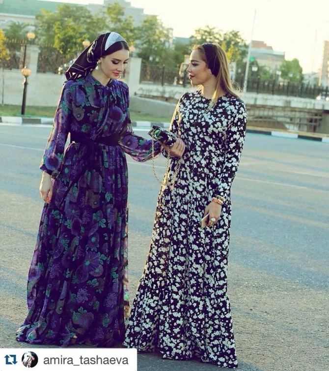 Sosial şəbəkələrin çeçen gözəlləri (FOTO)