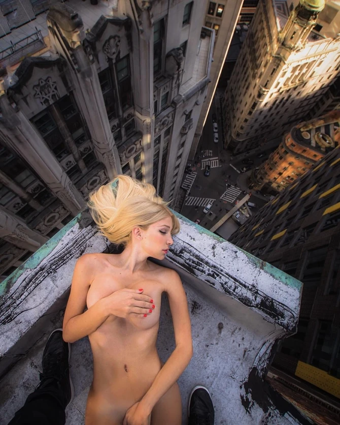 Seksual modellər ölümün bir addımlığında - FOTOSESSİYA