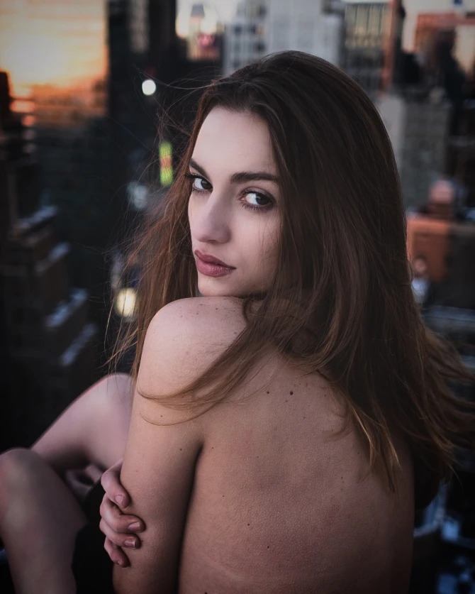 Seksual modellər ölümün bir addımlığında - FOTOSESSİYA