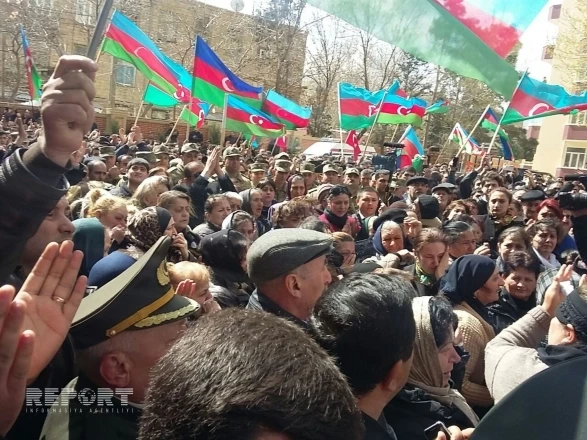 Полковник ВС Азербайджана и его солдат похоронены (фото)
