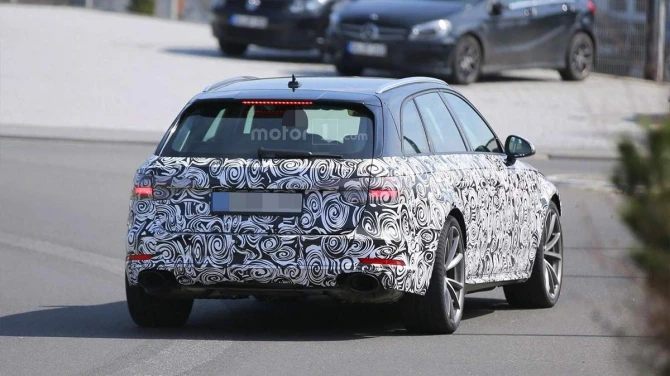 Появились первые шпионские снимки новой Audi RS4 (фото)