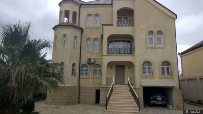 Bakıda satılan ən bahalı villalar (FOTO)