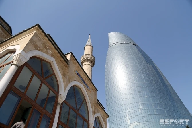 Спустя 7 лет в Баку открылась мечеть 