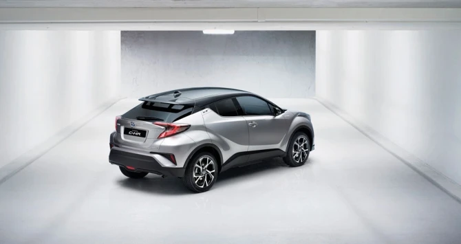 Toyota дала достойный ответ Nissan Qashqai (фото)