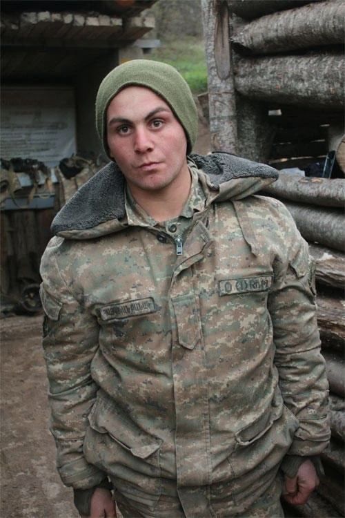 Erməni ordusundakı biabırçılıqlar - FOTO Erməni ordusundakı biabırçılıqlar - FOTO