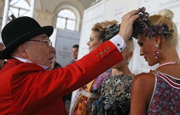 Известный российский кутюрье: Я восхищаюсь стилем Мехрибан Алиевой (фото)