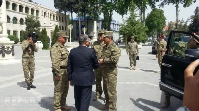 Закир Гасанов на передовой: Разрушены армянские посты (фото)